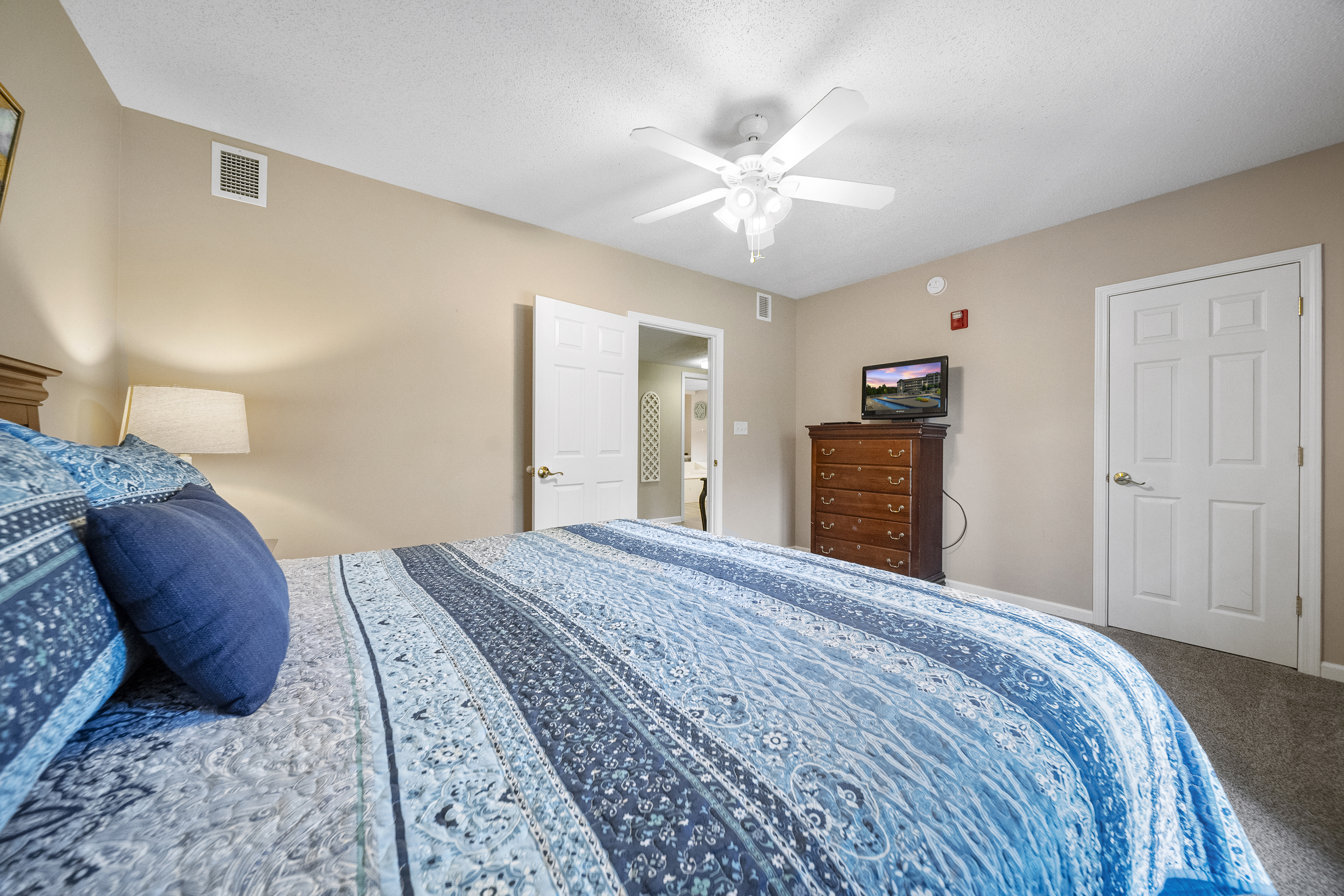 Pigeon Forge, Tennessee, 37863, United States, 4 Bedrooms Bedrooms, ,3 BathroomsBathrooms,Residential,For Sale,1923955