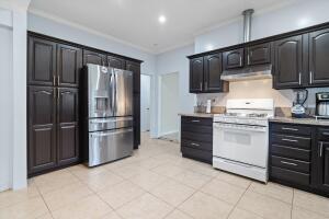 Los Angeles, California, 90037, United States, 3 Bedrooms Bedrooms, ,1 BathroomBathrooms,Residential,For Sale,1793774