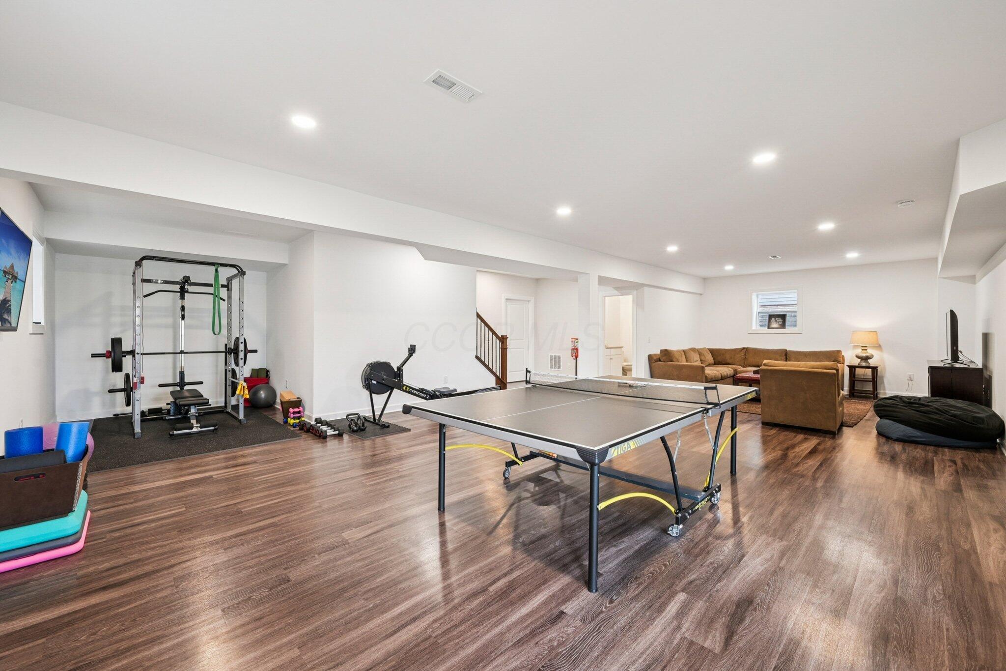 Powell, Ohio, 43065, United States, 4 Bedrooms Bedrooms, ,4 BathroomsBathrooms,Residential,For Sale,1966964