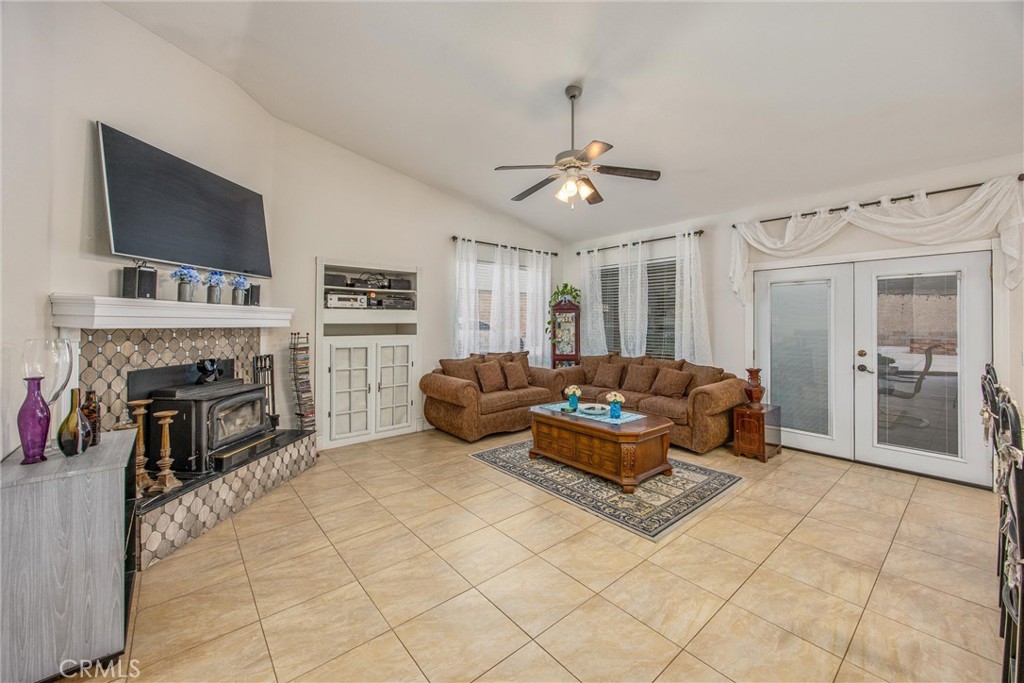Apple Valley, California, 92307, United States, 5 Bedrooms Bedrooms, ,3 BathroomsBathrooms,Residential,For Sale,2049361