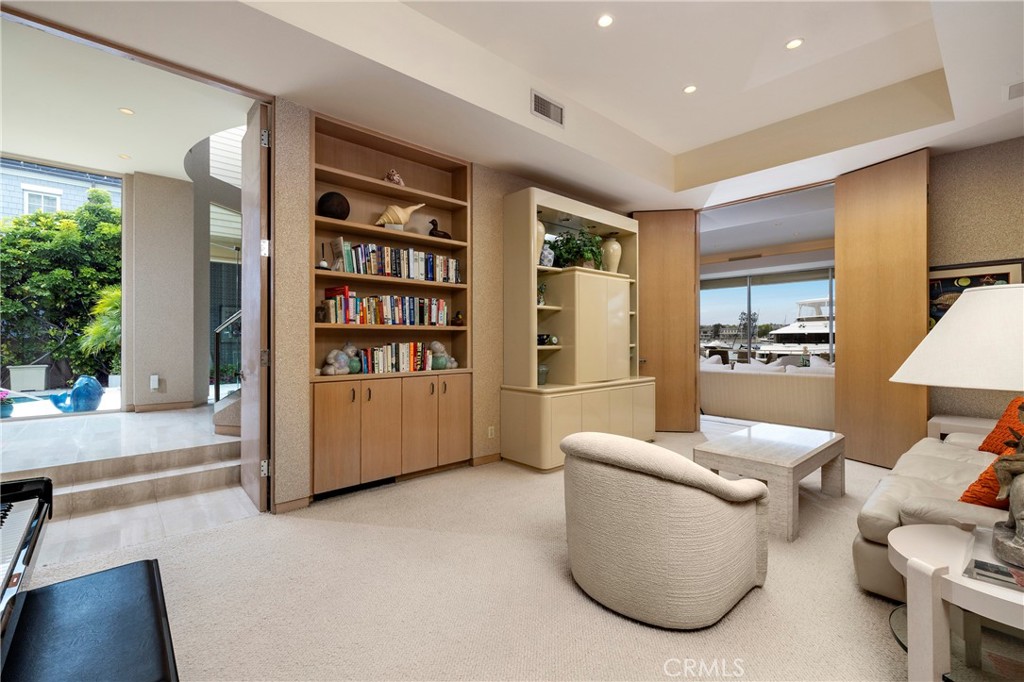 Newport Beach, California, 92661, United States, 7 Bedrooms Bedrooms, ,9 BathroomsBathrooms,Residential,For Sale,1786231