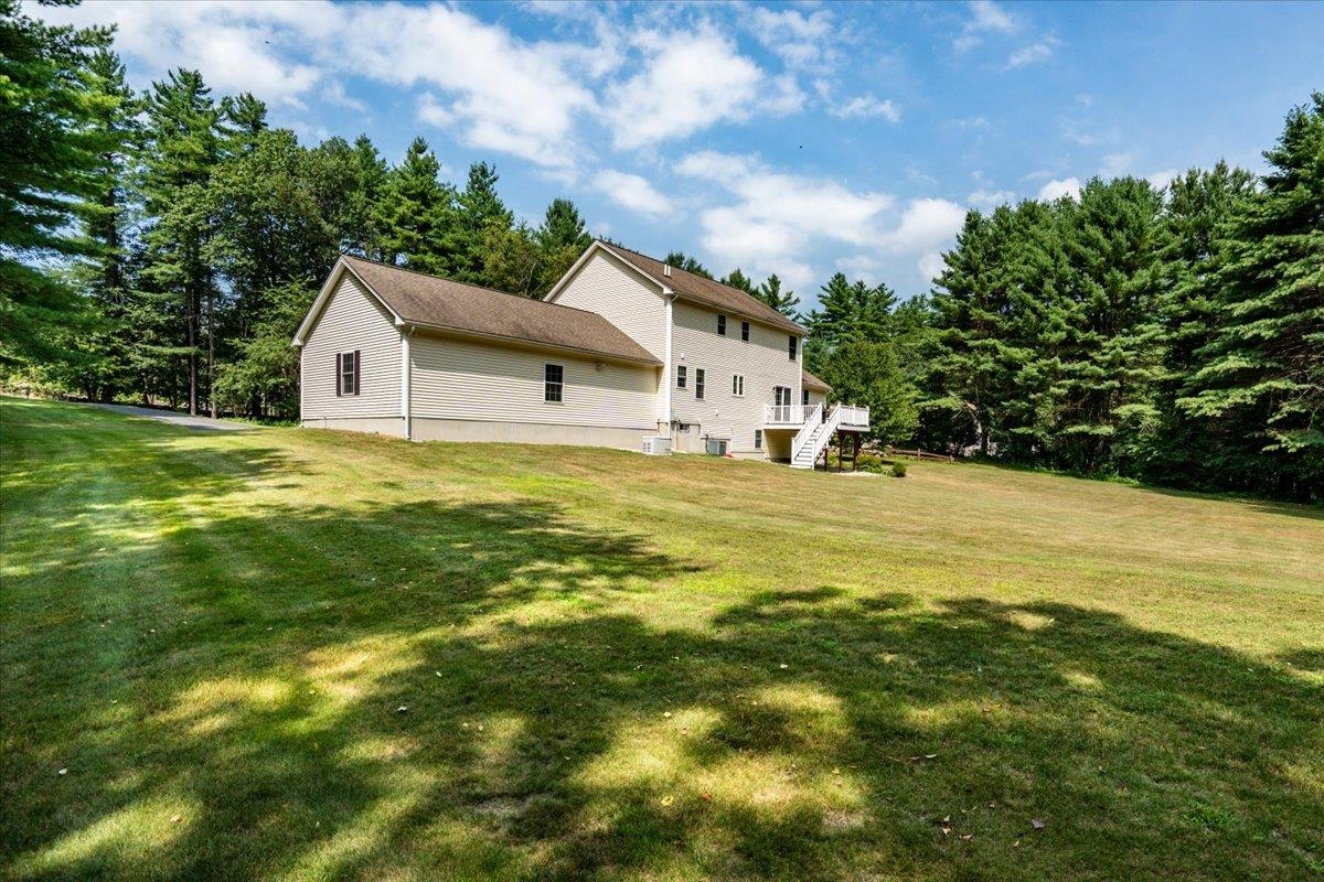 Bedford, New Hampshire, 03110, United States, 4 Bedrooms Bedrooms, ,3 BathroomsBathrooms,Residential,For Sale,1940392