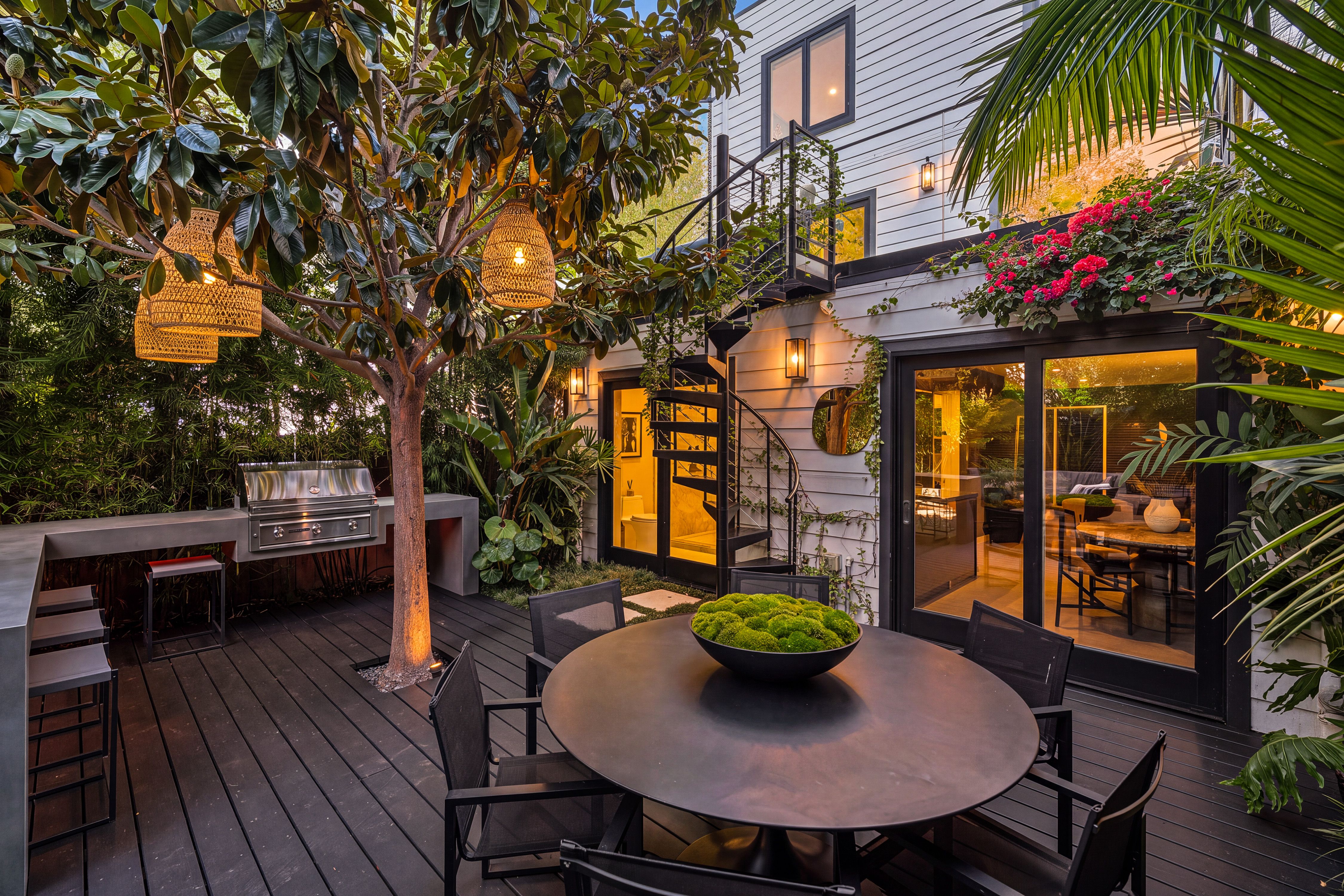  Sophisticated Design Meets Exceptional Indoor-Outdoor Living - 物件實景