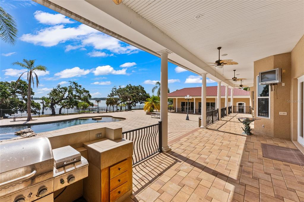 Thonotosassa, Florida, 33592, United States, 4 Bedrooms Bedrooms, ,7 BathroomsBathrooms,Residential,For Sale,1788935