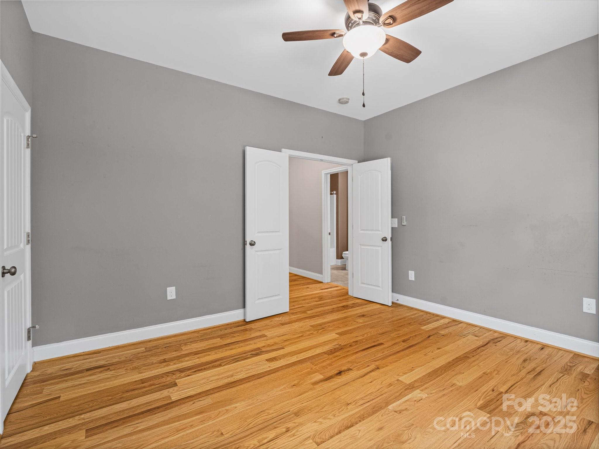 Lincolnton, North Carolina, 28092, United States, 4 Bedrooms Bedrooms, ,4 BathroomsBathrooms,Residential,For Sale,2009107