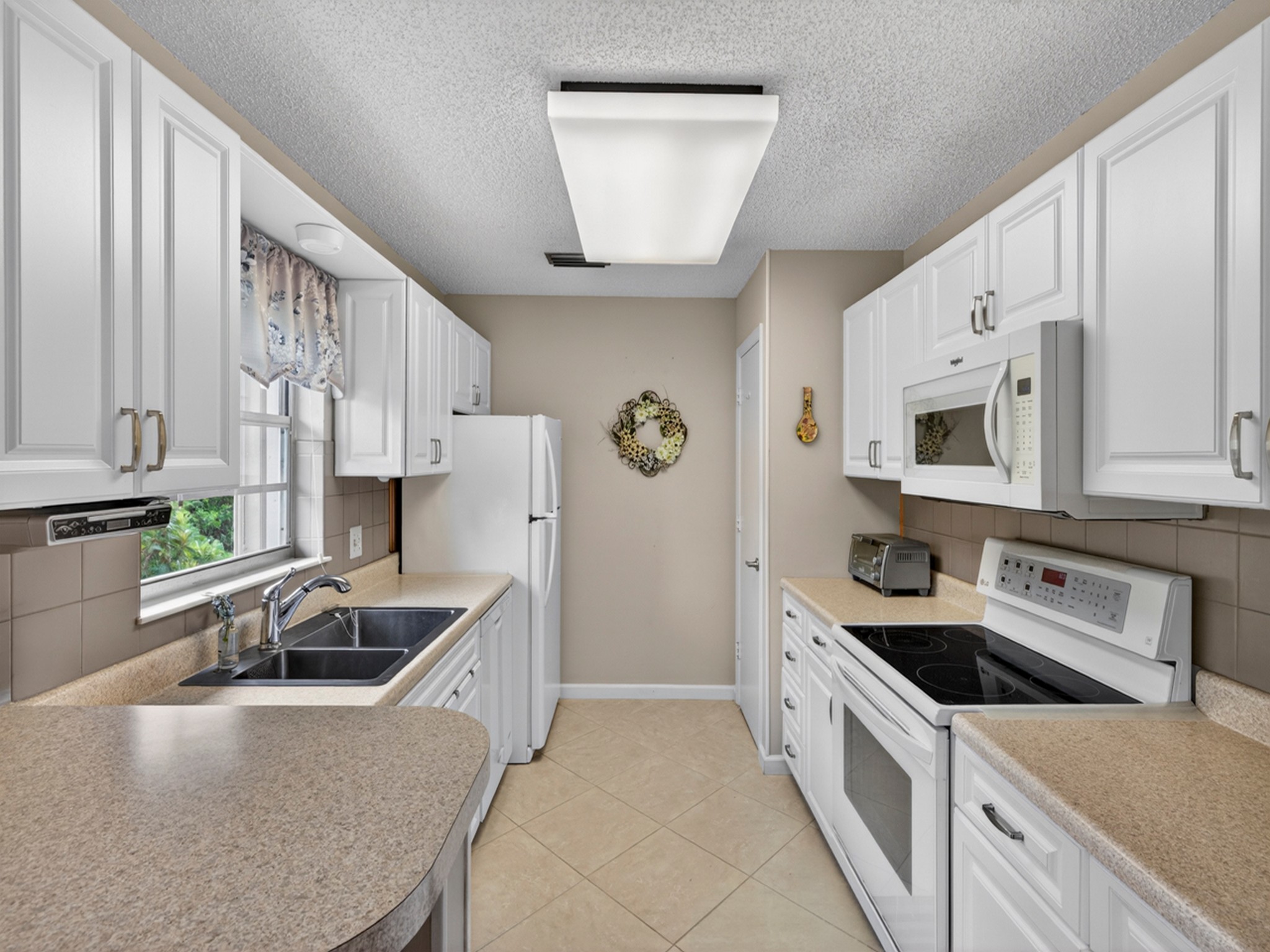  1 Lake Vista Trail, Port St Lucie, FL, 34952 - 物件實景