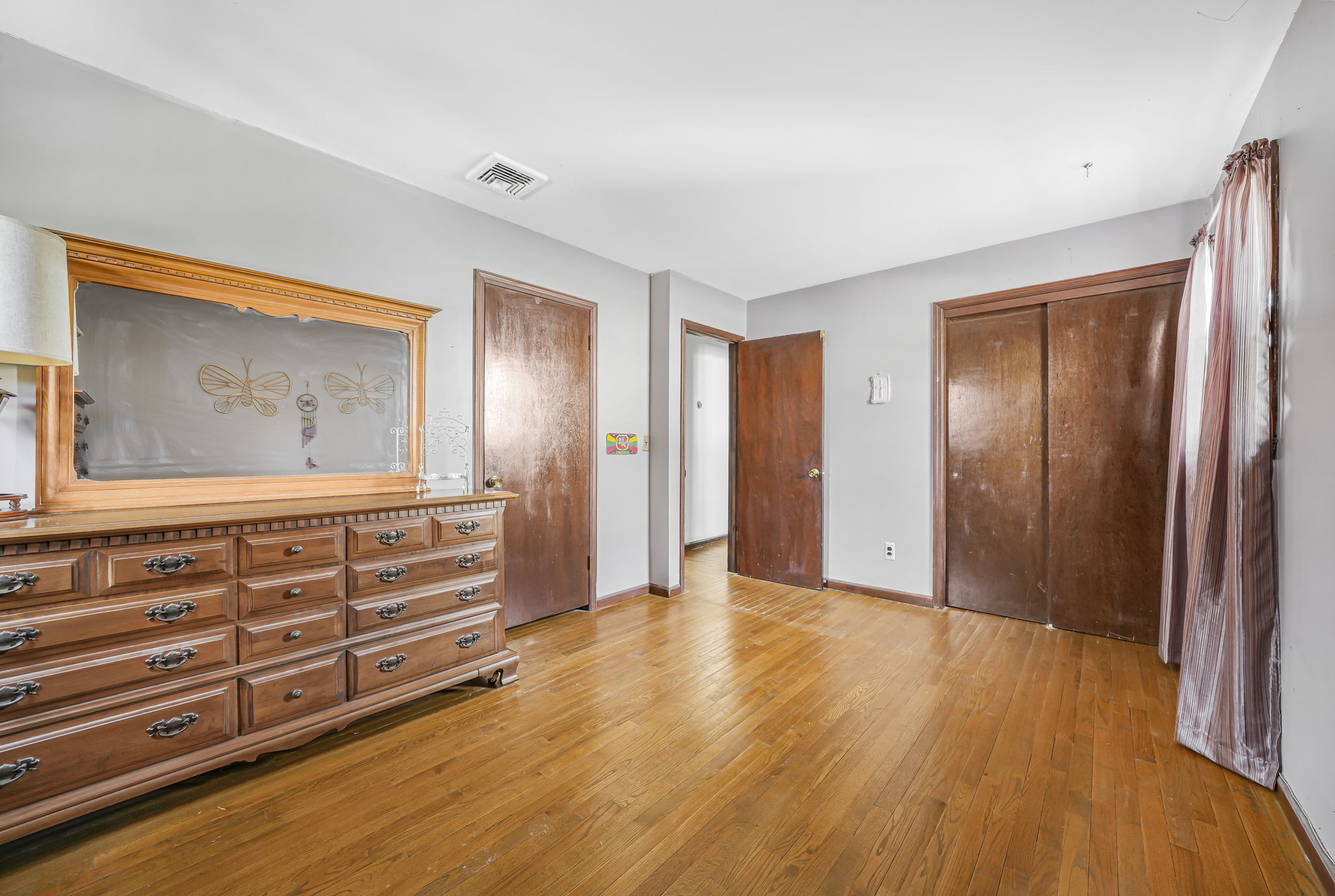 Washington Township, New Jersey, 07676, United States, 8 Bedrooms Bedrooms, ,2 BathroomsBathrooms,Residential,For Sale,2005678