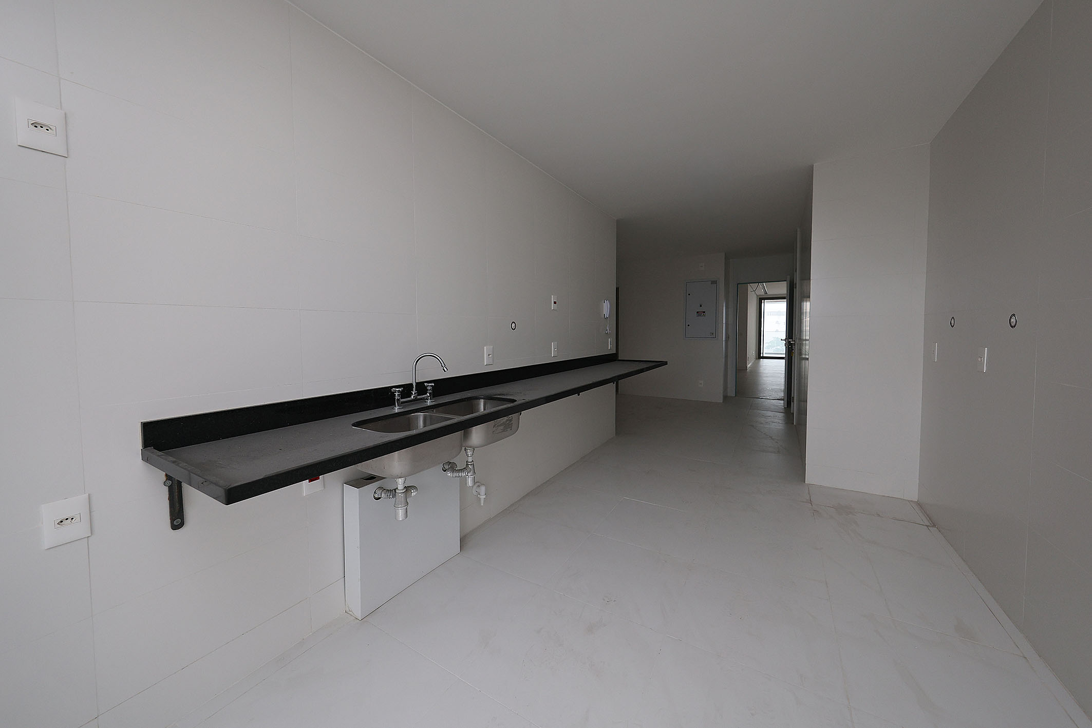  Spacious four-suite residence in a full-service residential condominium - 物件實景