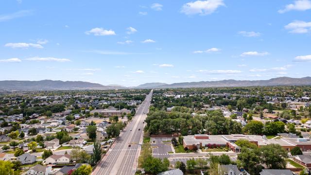 West Jordan, Utah, 84088, United States, 4 Bedrooms Bedrooms, ,3 BathroomsBathrooms,Residential,For Sale,2048230