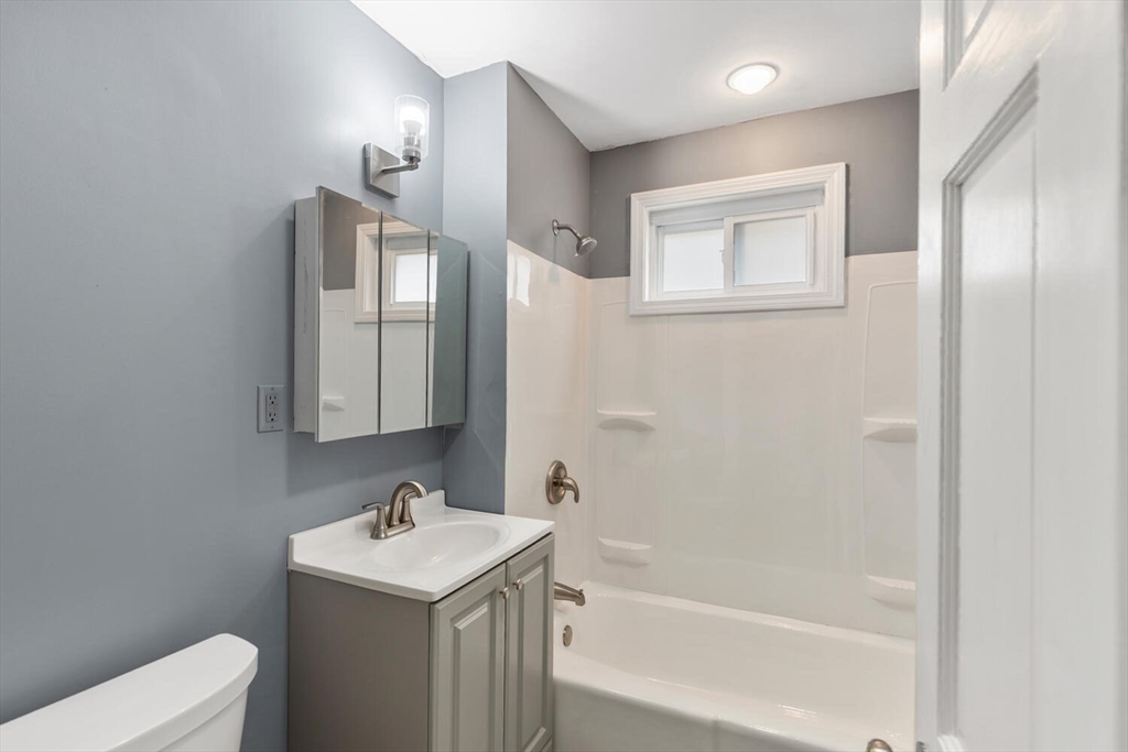 Malden, Massachusetts, 02148, United States, 5 Bedrooms Bedrooms, ,3 BathroomsBathrooms,Residential,For Sale,2033163