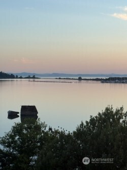 Blaine, Washington, 98230, United States, 2 Bedrooms Bedrooms, ,2 BathroomsBathrooms,Residential,For Sale,1896205