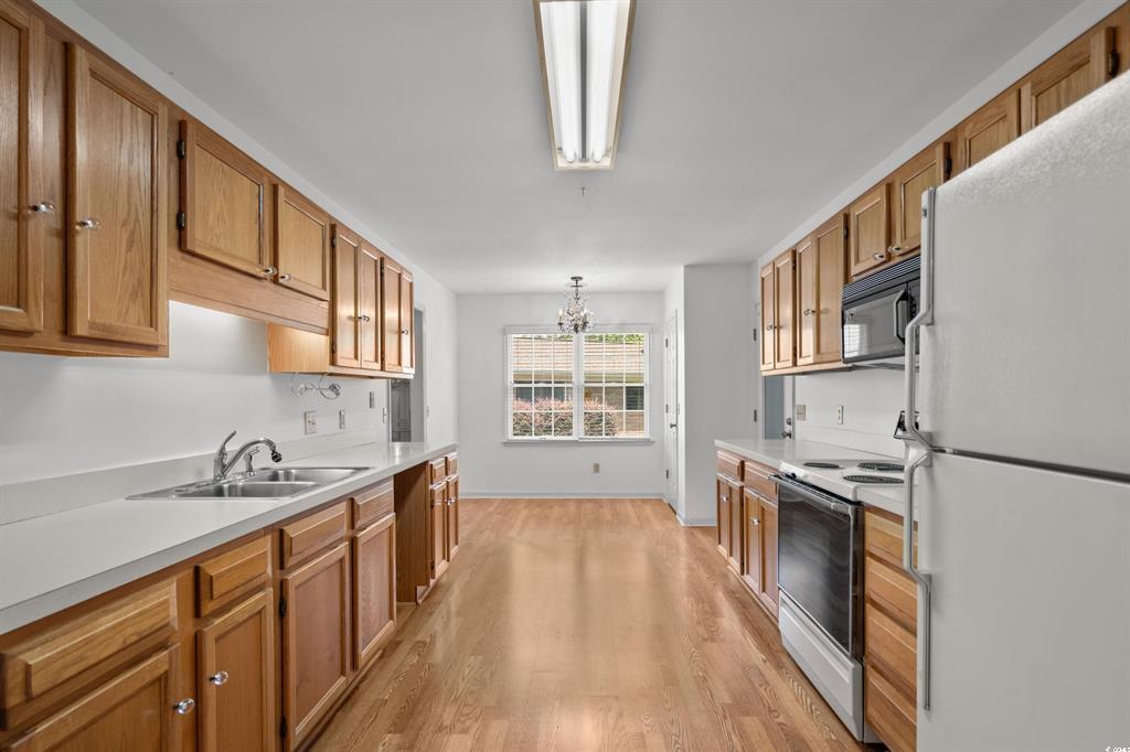 North Myrtle Beach, South Carolina, 29585, United States, 3 Bedrooms Bedrooms, ,2 BathroomsBathrooms,Residential,For Sale,1982107