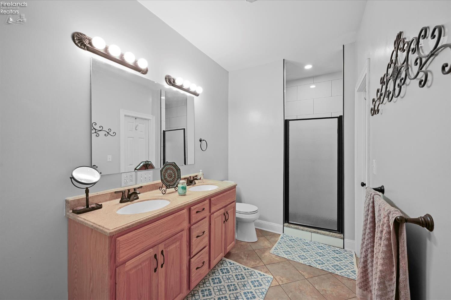 Port Clinton, Ohio, 43452, United States, 3 Bedrooms Bedrooms, ,3 BathroomsBathrooms,Residential,For Sale,1976751