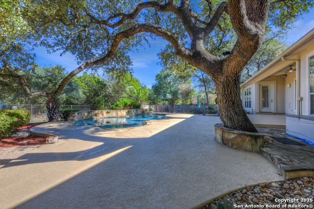 Helotes, Texas, 78023, United States, 4 Bedrooms Bedrooms, ,3 BathroomsBathrooms,Residential,For Sale,1994710