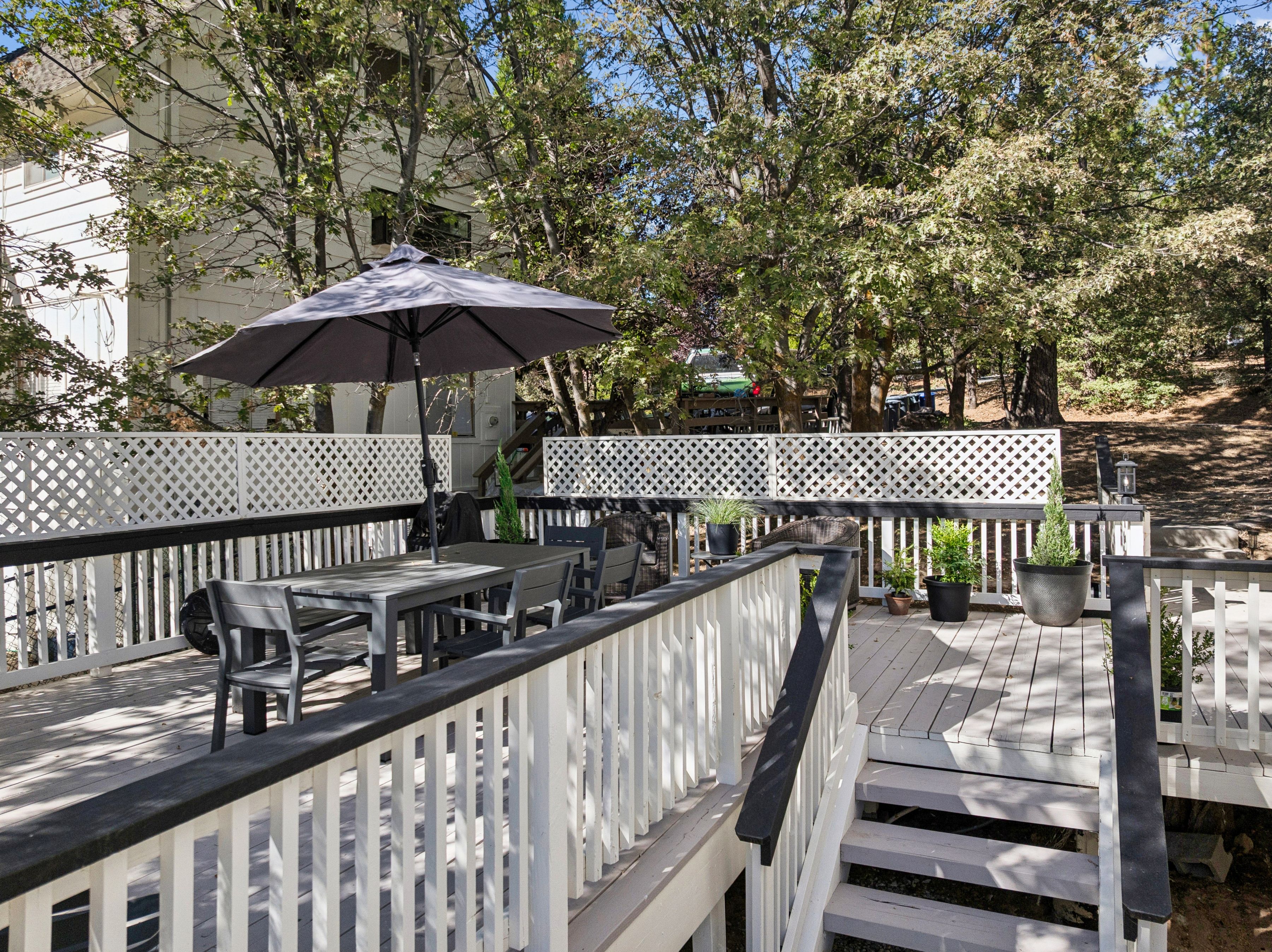  27962 West Shore Road, Lake Arrowhead, CA 92352 - 物件實景