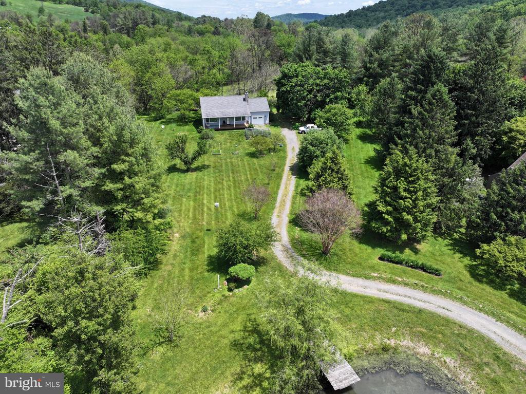 Linden, Virginia, 22642, United States, 5 Bedrooms Bedrooms, ,4 BathroomsBathrooms,Residential,For Sale,2037897