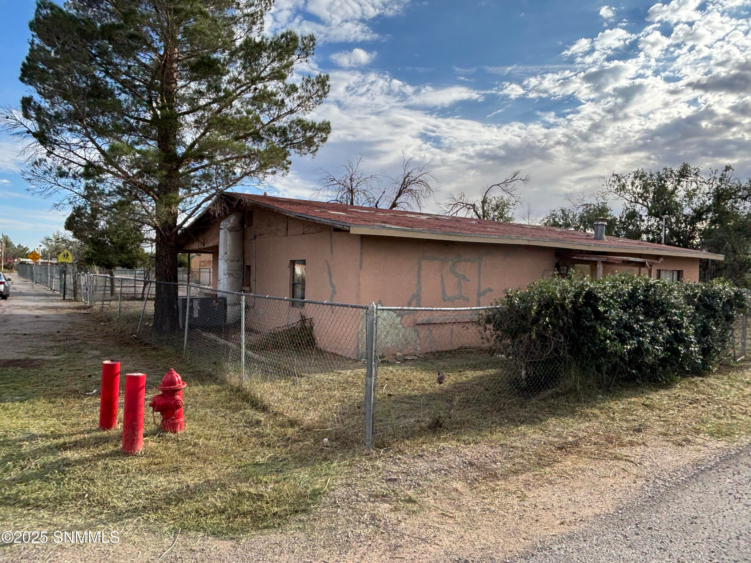 Florida St, LA Mesa, NM 88044