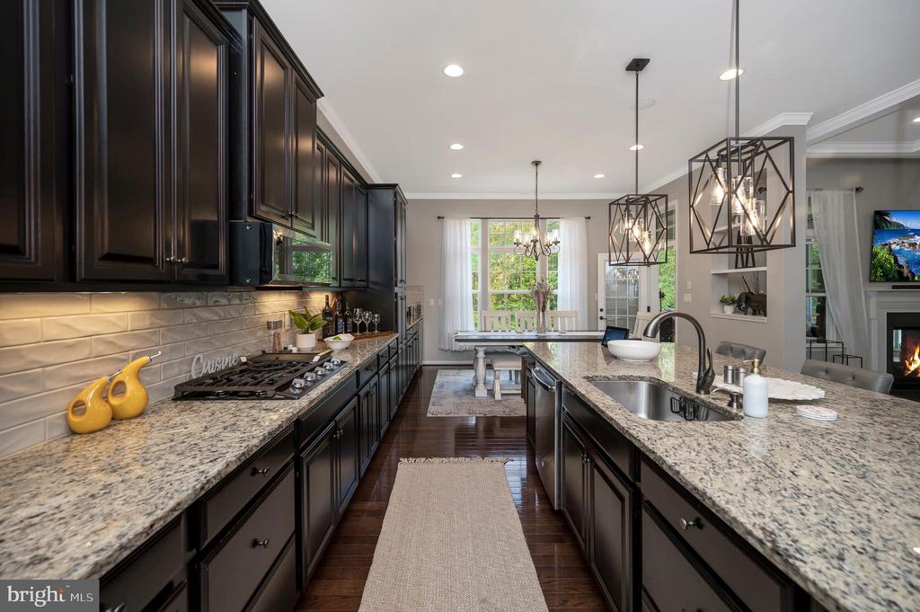 Fredericksburg, Virginia, 22406, United States, 5 Bedrooms Bedrooms, ,6 BathroomsBathrooms,Residential,For Sale,1981857