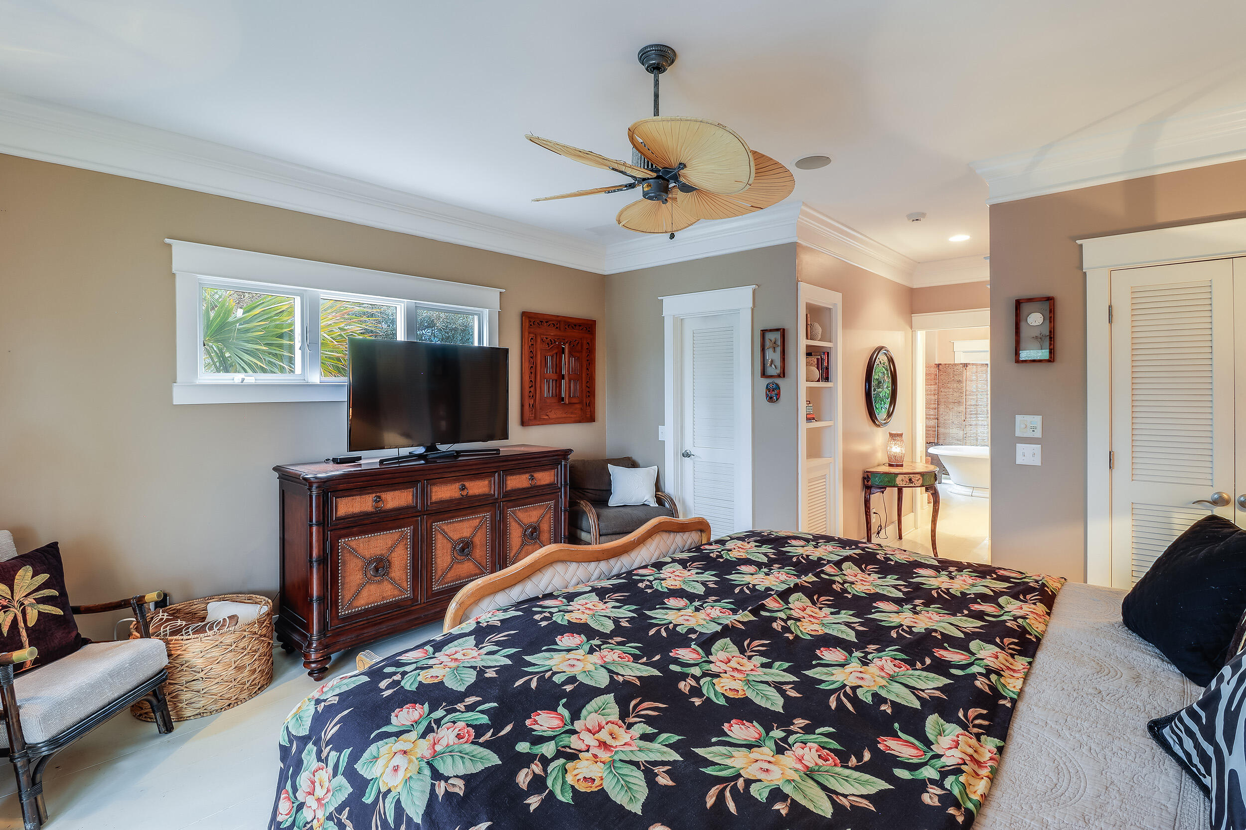 Saint Helena, South Carolina, 29920, United States, 4 Bedrooms Bedrooms, ,5 BathroomsBathrooms,Residential,For Sale,1883425