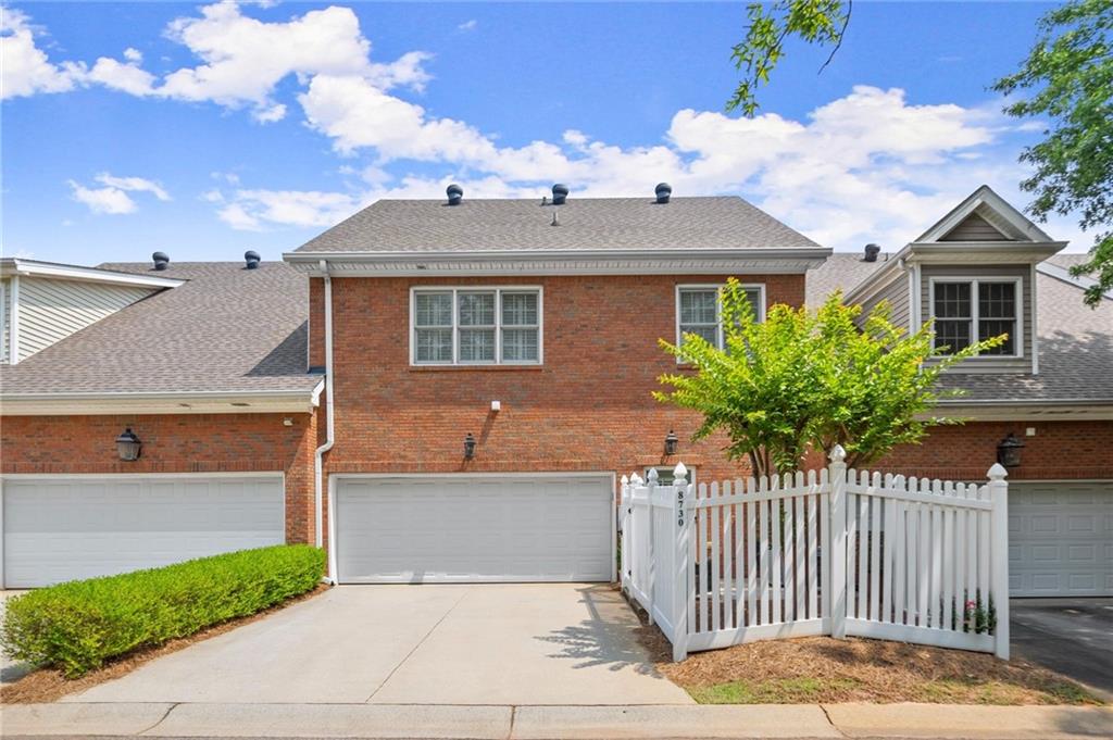 Roswell, Georgia, 30076, United States, 3 Bedrooms Bedrooms, ,3 BathroomsBathrooms,Residential,For Sale,2010332