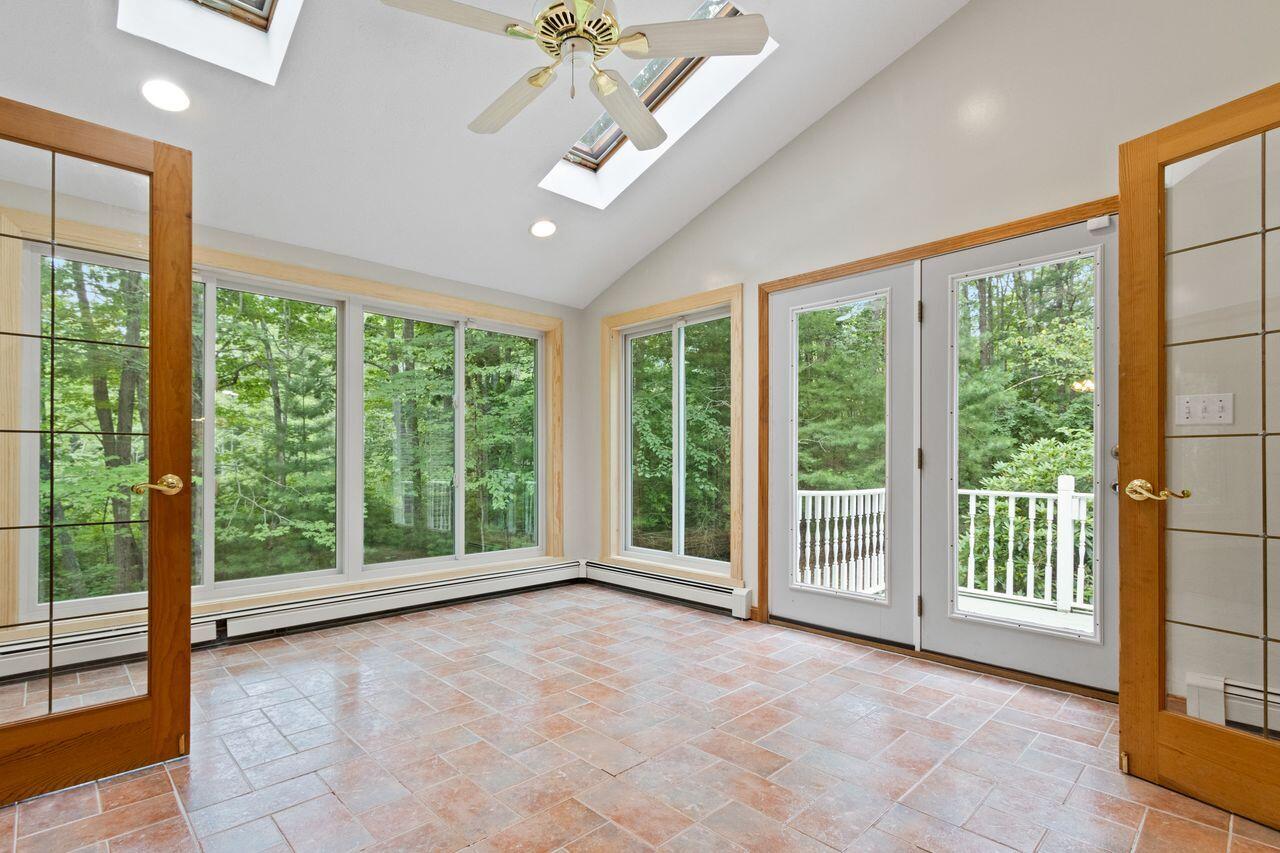 Biddeford, Maine, 04005, United States, 3 Bedrooms Bedrooms, ,2 BathroomsBathrooms,Residential,For Sale,1903866