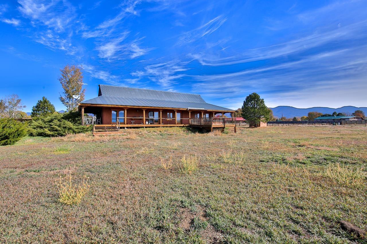 Taos, New Mexico, 87571, United States, 5 Bedrooms Bedrooms, ,5 BathroomsBathrooms,Residential,For Sale,1850359