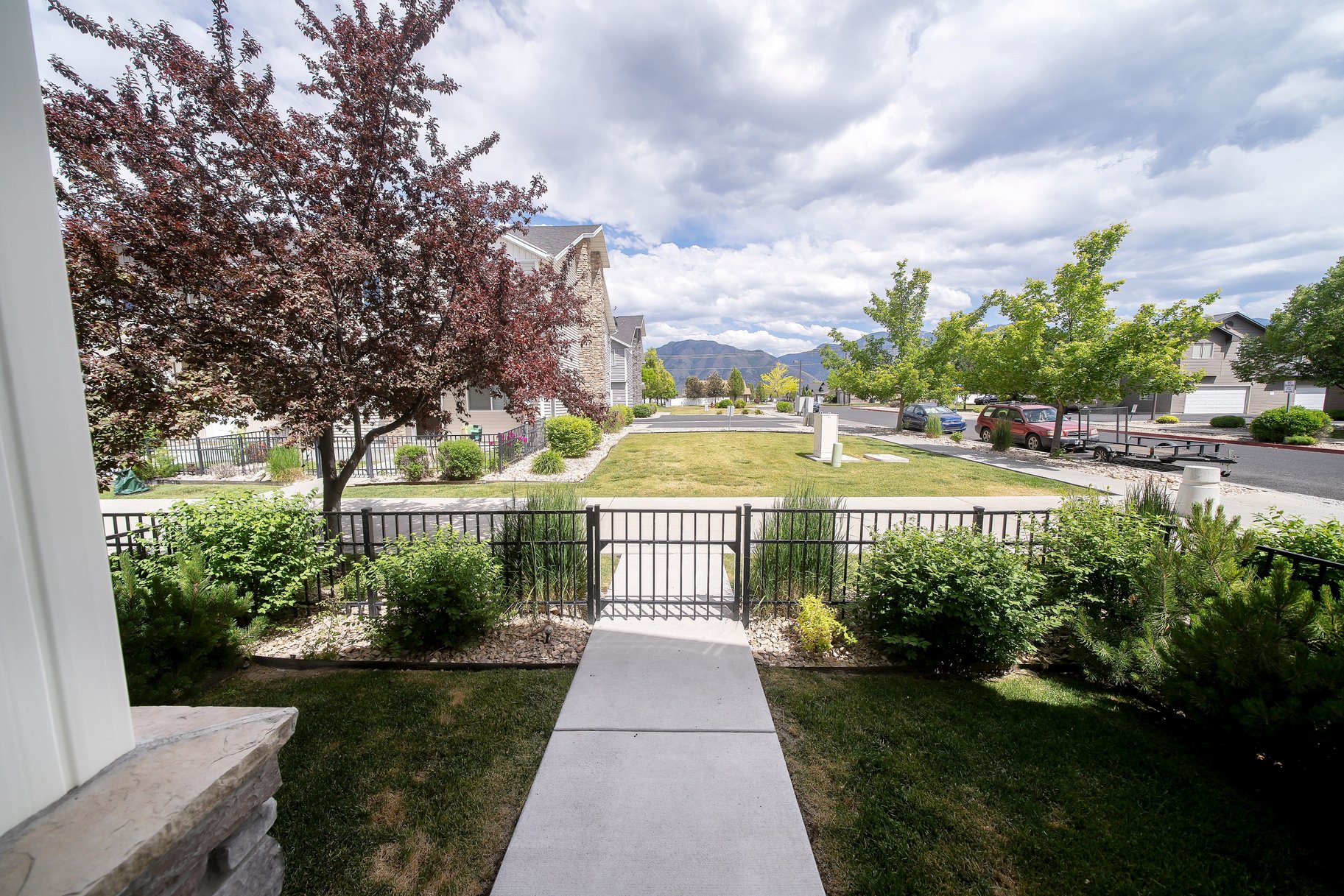  Charming, Very Clean End Unit Townhome in Logan - 物件實景