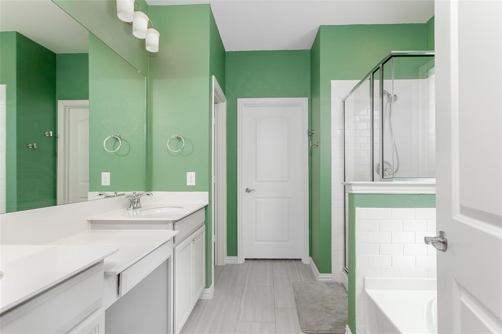 Anna, Texas, 75409, United States, 5 Bedrooms Bedrooms, ,3 BathroomsBathrooms,Residential,For Sale,1896421