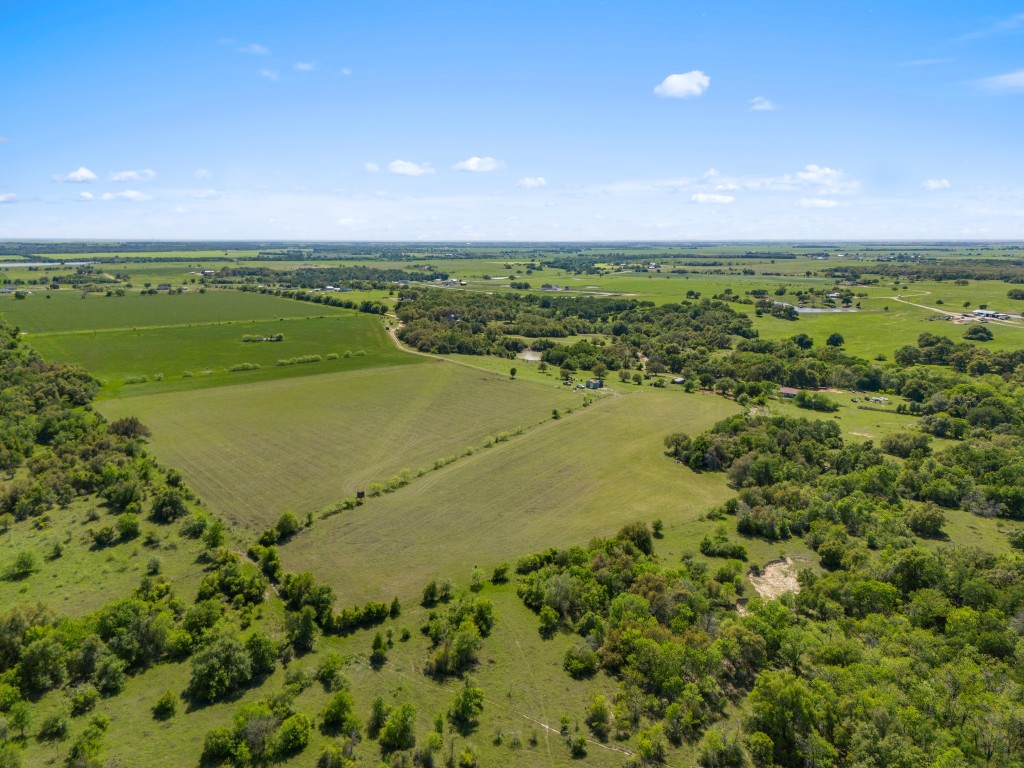 Holland, Texas, 76534, United States, 1 Bedroom Bedrooms, ,2 BathroomsBathrooms,Residential,For Sale,1918154