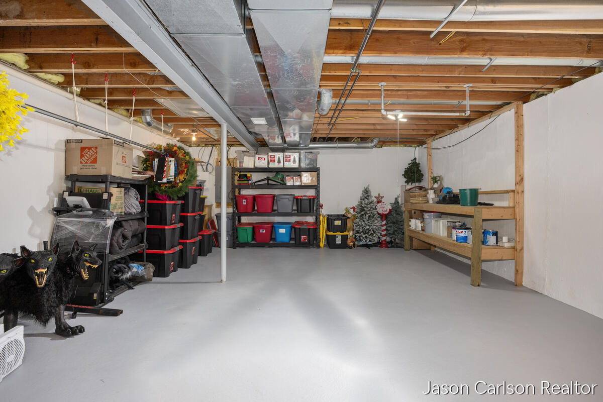 Caledonia, Michigan, 49316, United States, 4 Bedrooms Bedrooms, ,3 BathroomsBathrooms,Residential,For Sale,2008089