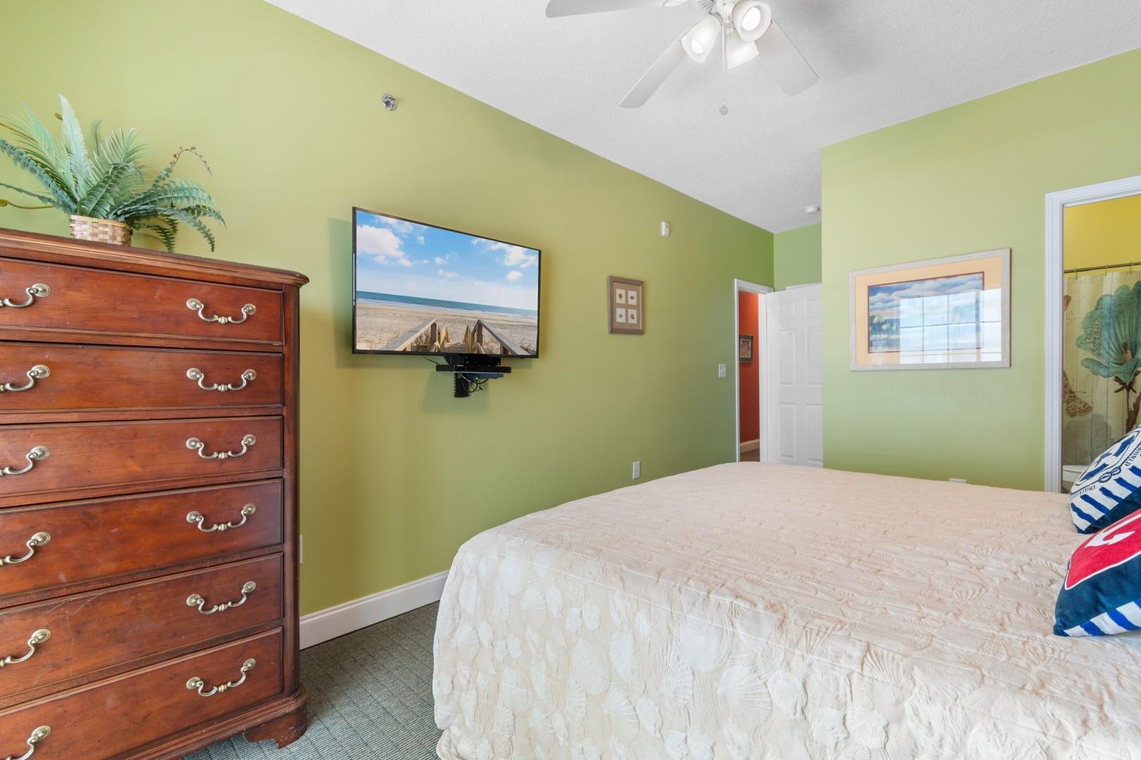 North Myrtle Beach, South Carolina, 29582, United States, 5 Bedrooms Bedrooms, ,5 BathroomsBathrooms,Residential,For Sale,2027385