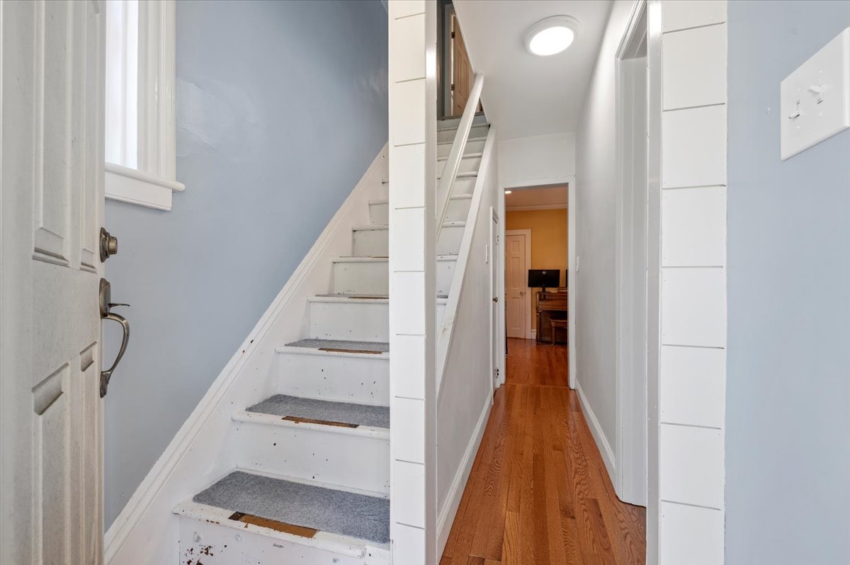 Amityville, New York, 11701, United States, 3 Bedrooms Bedrooms, ,3 BathroomsBathrooms,Residential,For Sale,1944957