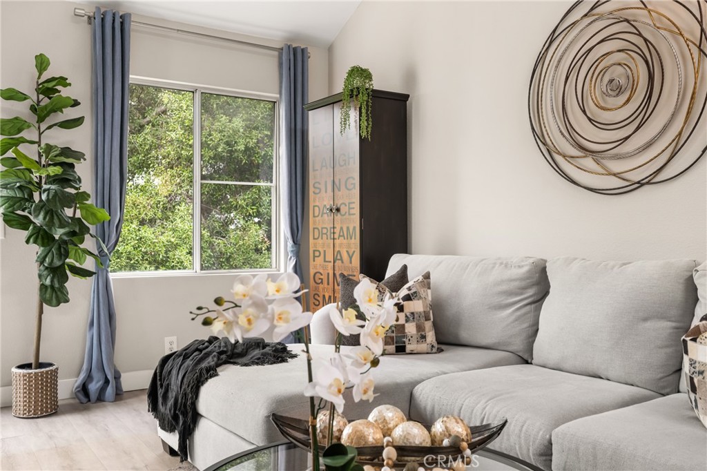 Rancho Santa Margarita, California, 92688, United States, 2 Bedrooms Bedrooms, ,1 BathroomBathrooms,Residential,For Sale,1819932