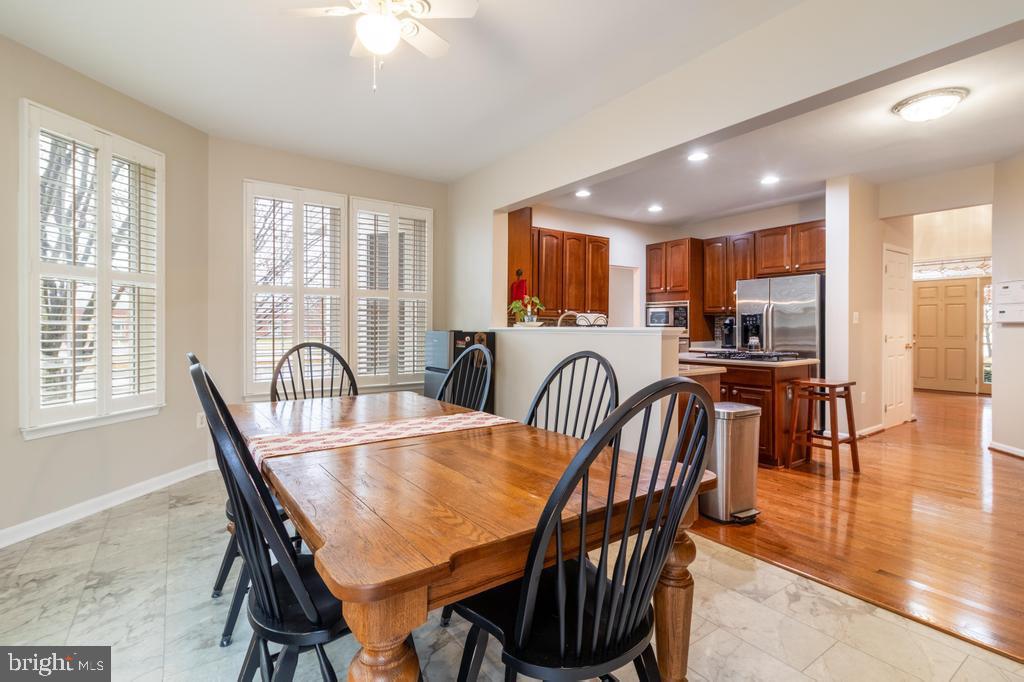 Waldorf, Maryland, 20602, United States, 4 Bedrooms Bedrooms, ,4 BathroomsBathrooms,Residential,For Sale,2001200