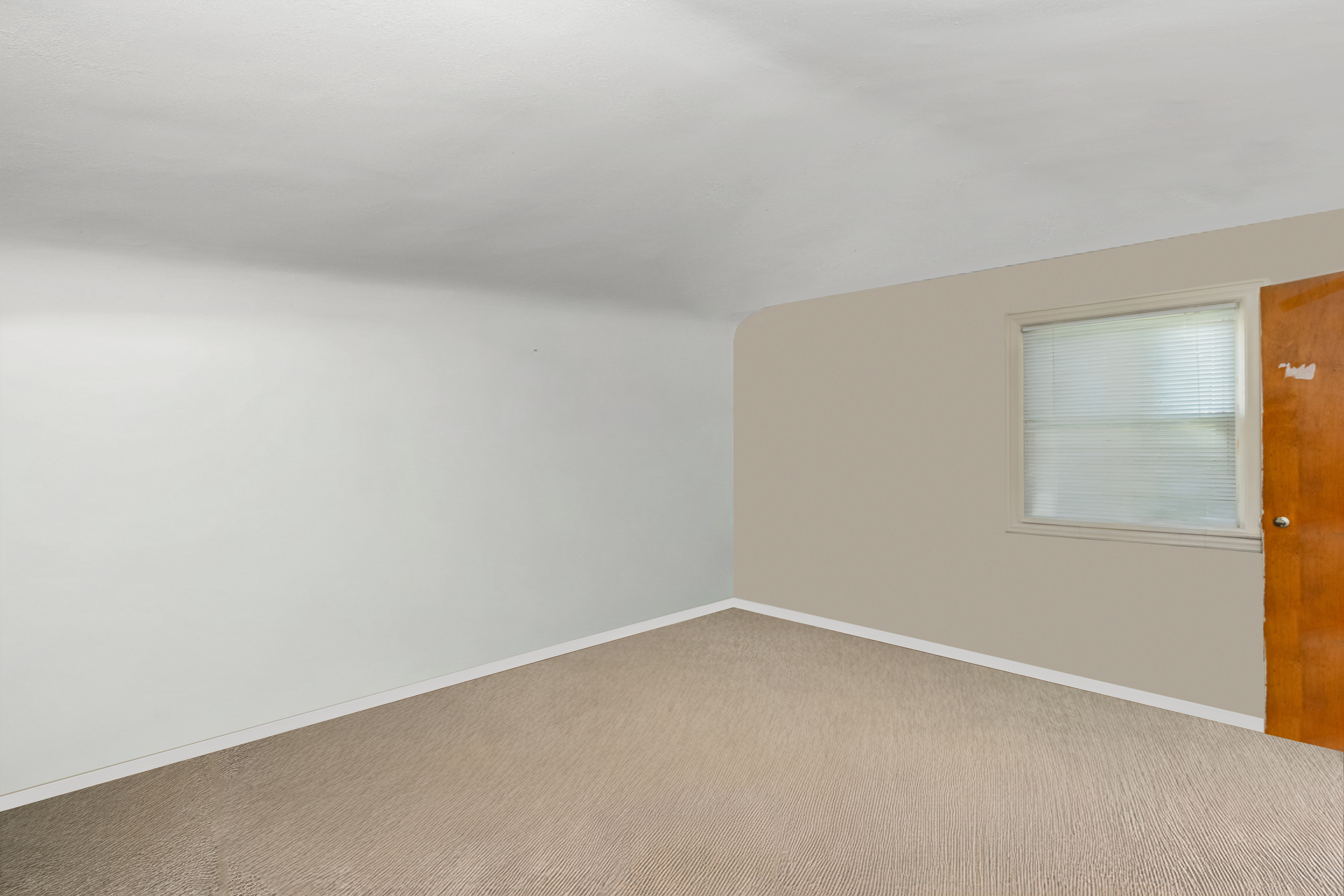 West Babylon, New York, 11704, United States, 5 Bedrooms Bedrooms, ,3 BathroomsBathrooms,Residential,For Sale,2048080