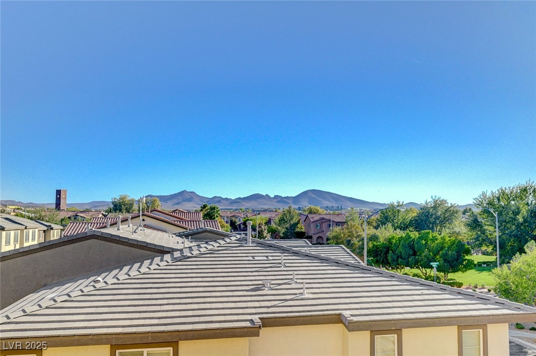 Henderson, Nevada, 89044, United States, 4 Bedrooms Bedrooms, ,3 BathroomsBathrooms,Residential,For Sale,1991497