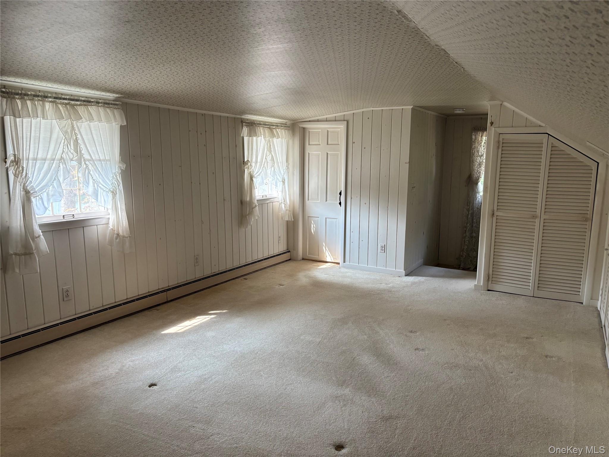 Wading River, New York, 11792, United States, 4 Bedrooms Bedrooms, ,2 BathroomsBathrooms,Residential,For Sale,1941078