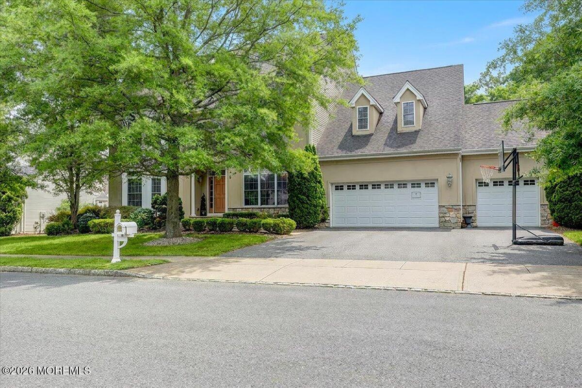 Manalapan, New Jersey, 07726, United States, 4 Bedrooms Bedrooms, ,4 BathroomsBathrooms,Residential,For Sale,2048120