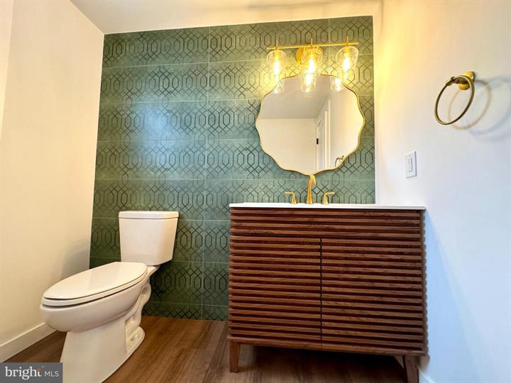 Lawrence, New Jersey, 08648, United States, 4 Bedrooms Bedrooms, ,3 BathroomsBathrooms,Residential,For Sale,1930048