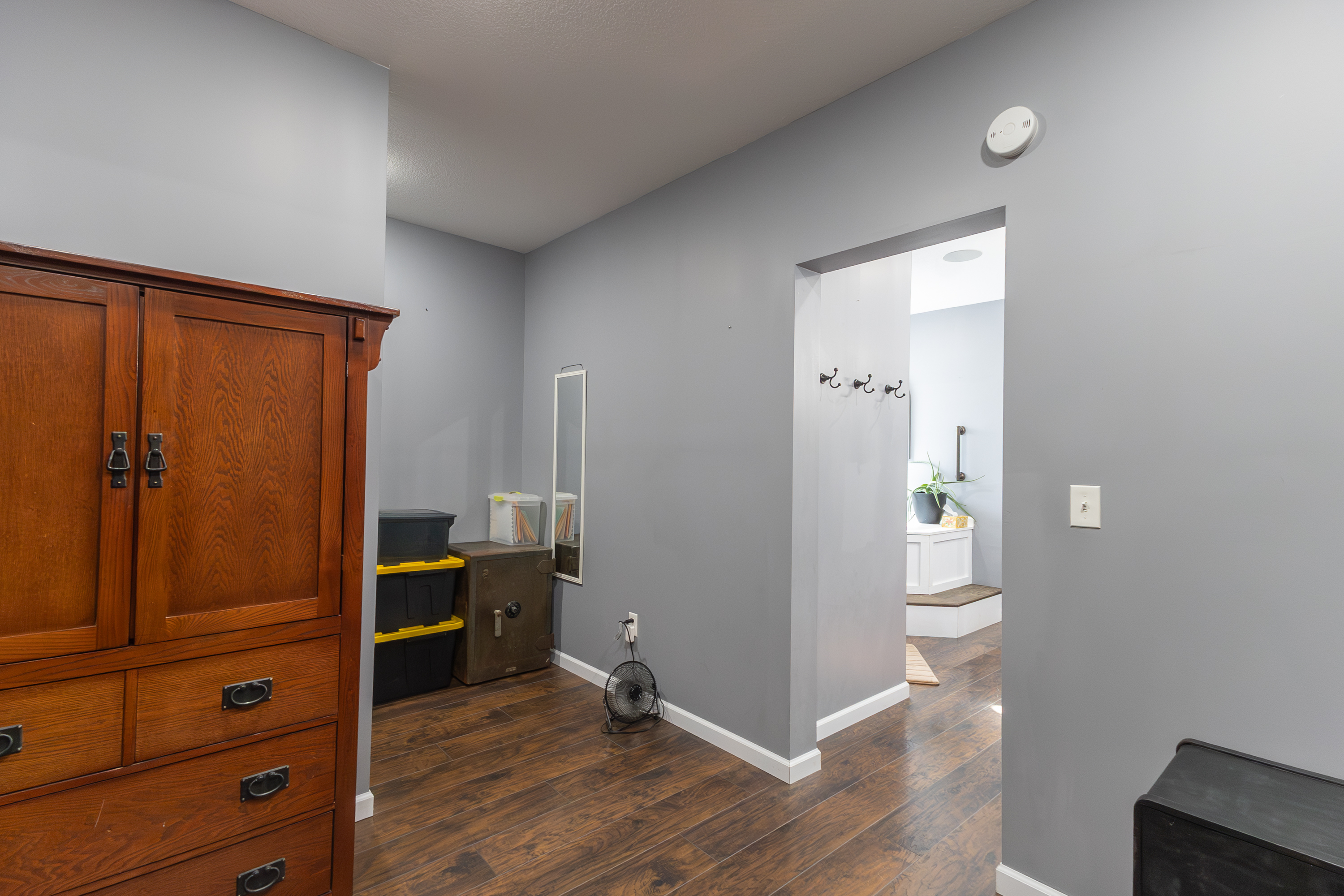 Hartsburg, Missouri, 65039, United States, 3 Bedrooms Bedrooms, ,Residential,For Sale,2010834