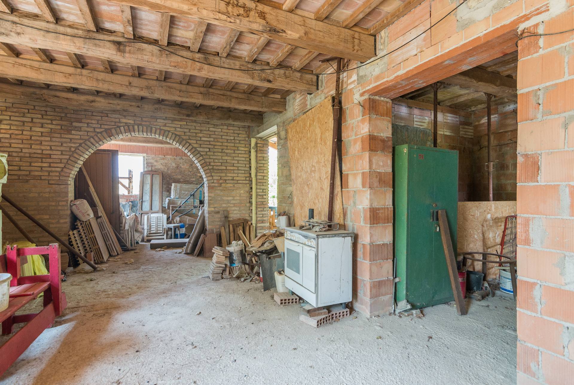 Montelabbate, Pesaro e Urbino, 61025, IT, 4 Bedrooms Bedrooms, ,3 BathroomsBathrooms,Residential,For Sale,1876192