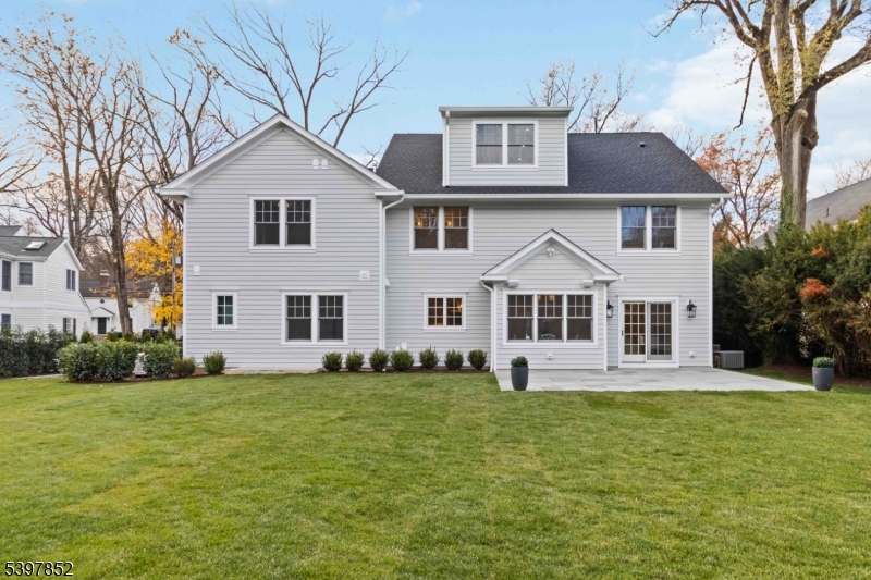 Chatham Twp., New Jersey, 07928, United States, 7 Bedrooms Bedrooms, ,8 BathroomsBathrooms,Residential,For Sale,1995947