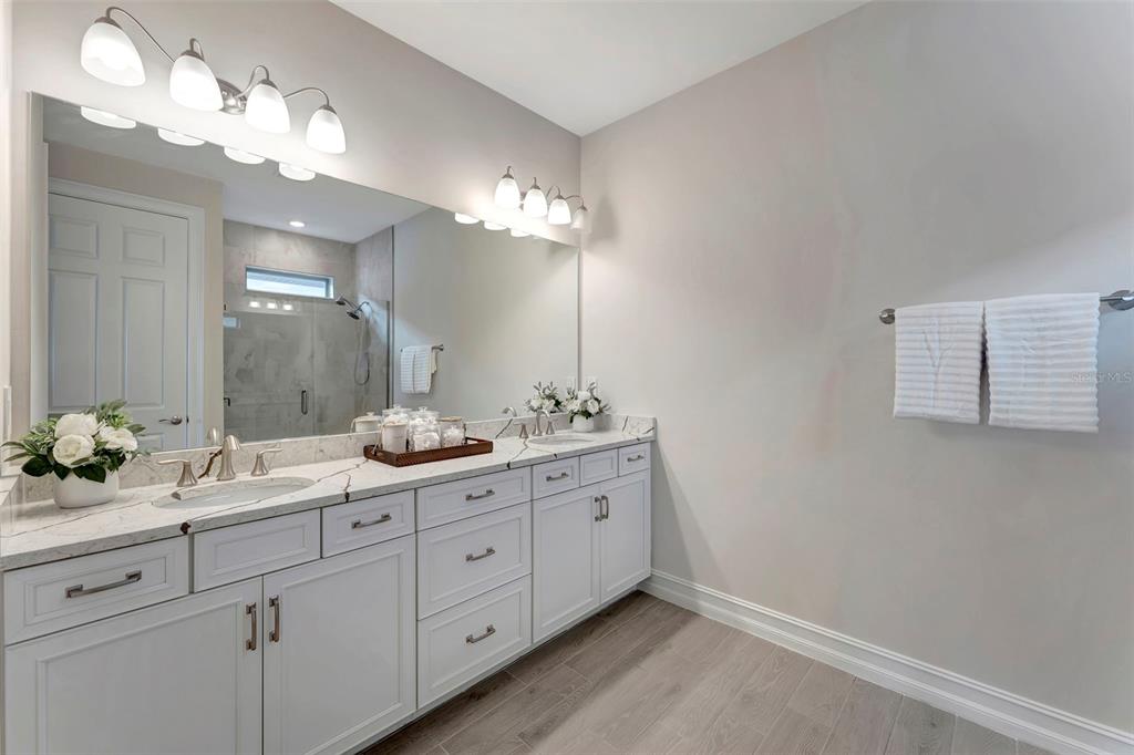 Nokomis, Florida, 34275, United States, 4 Bedrooms Bedrooms, ,2 BathroomsBathrooms,Residential,For Sale,2003329