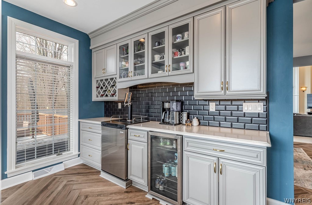 Grand Island, New York, 14072, United States, 5 Bedrooms Bedrooms, ,6 BathroomsBathrooms,Residential,For Sale,2032709
