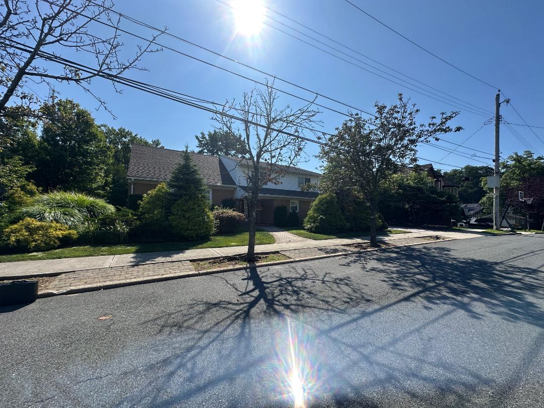 Staten Island, New York, 10314, United States, 4 Bedrooms Bedrooms, ,2 BathroomsBathrooms,Residential,For Sale,1914334