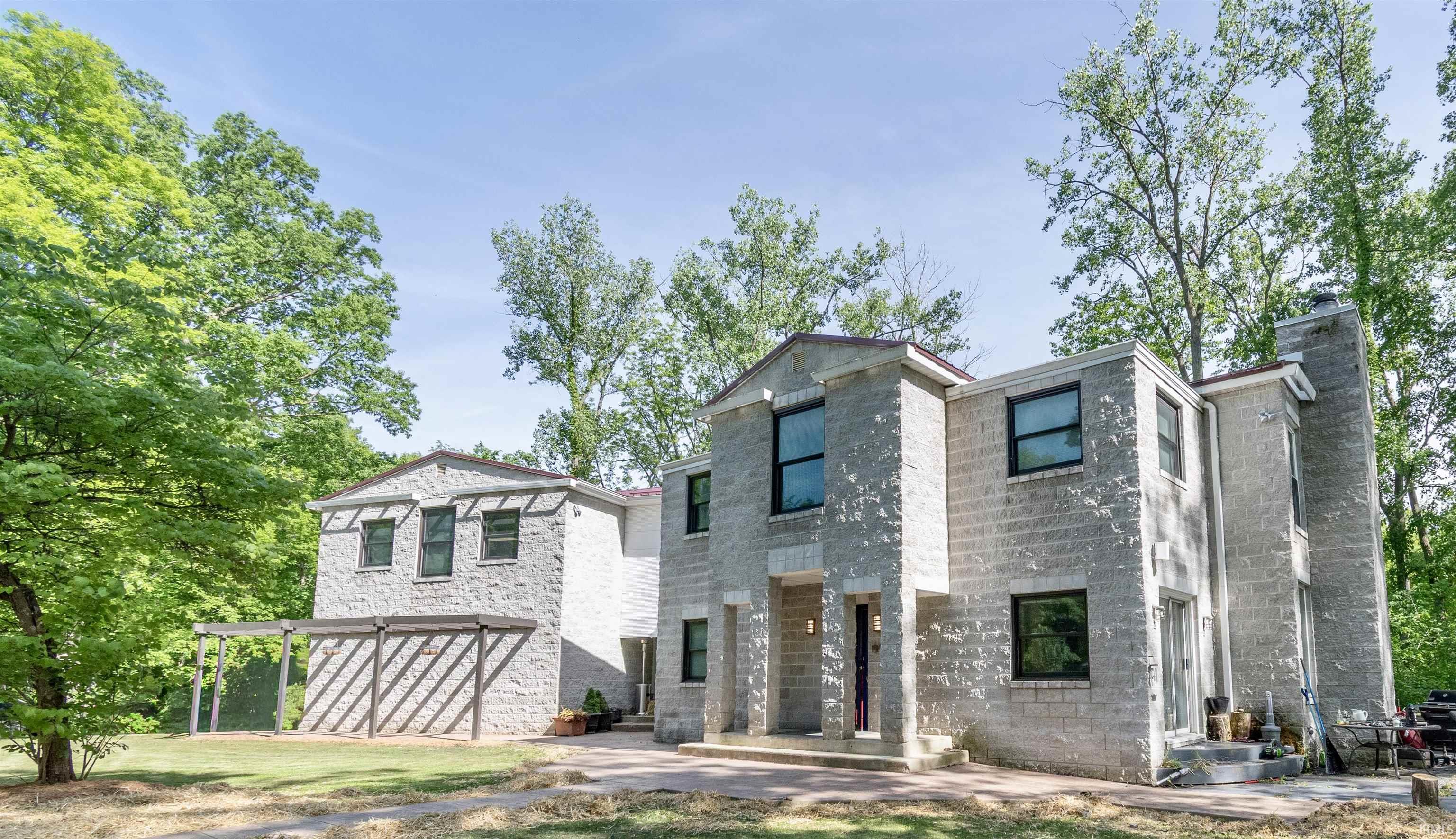Fort Wayne, Indiana, 46804-4612, United States, 4 Bedrooms Bedrooms, ,3 BathroomsBathrooms,Residential,For Sale,2049383