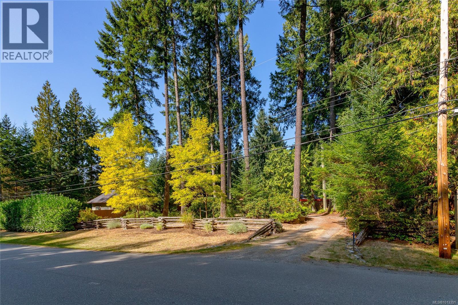COBBLE HILL, British Columbia, V8H 0G3, CA, 3 Bedrooms Bedrooms, ,1 BathroomBathrooms,Residential,For Sale,1951189