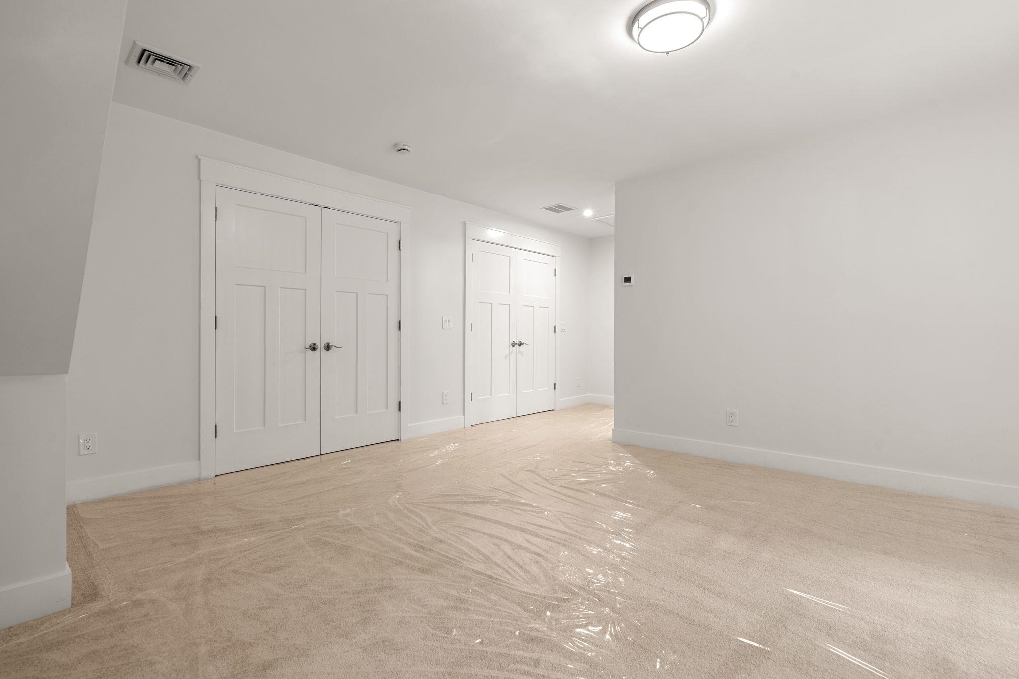 Bedford, New Hampshire, 03110, United States, 4 Bedrooms Bedrooms, ,4 BathroomsBathrooms,Residential,For Sale,1848455