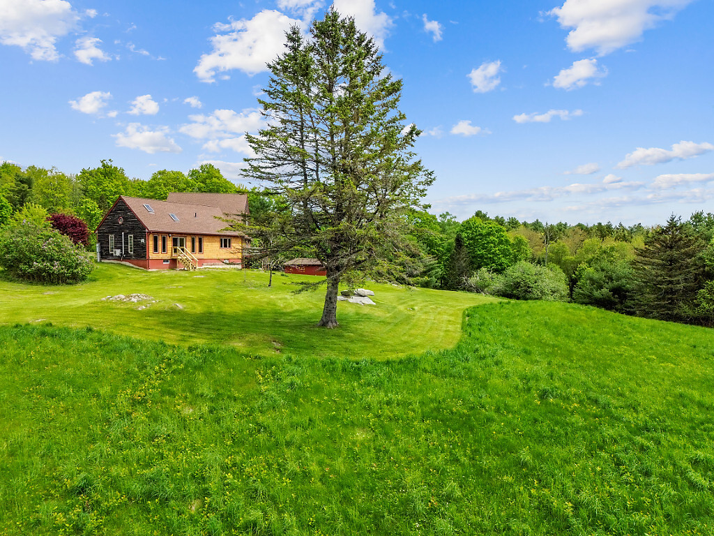 Liberty, Maine, 04949, United States, 2 Bedrooms Bedrooms, ,3 BathroomsBathrooms,Residential,For Sale,1838290