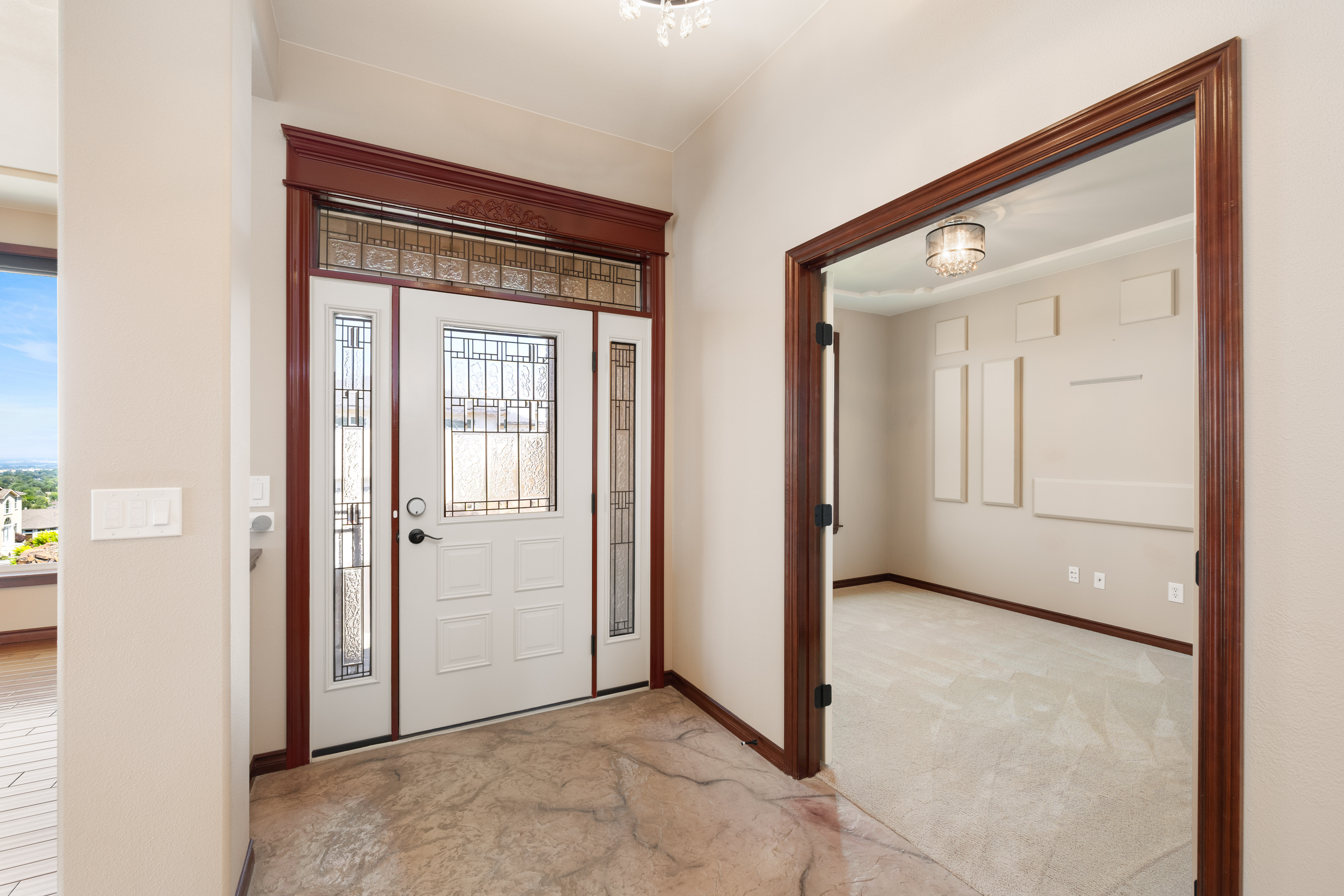  Breathtaking Views & Award Winning Parade Home - 物件實景